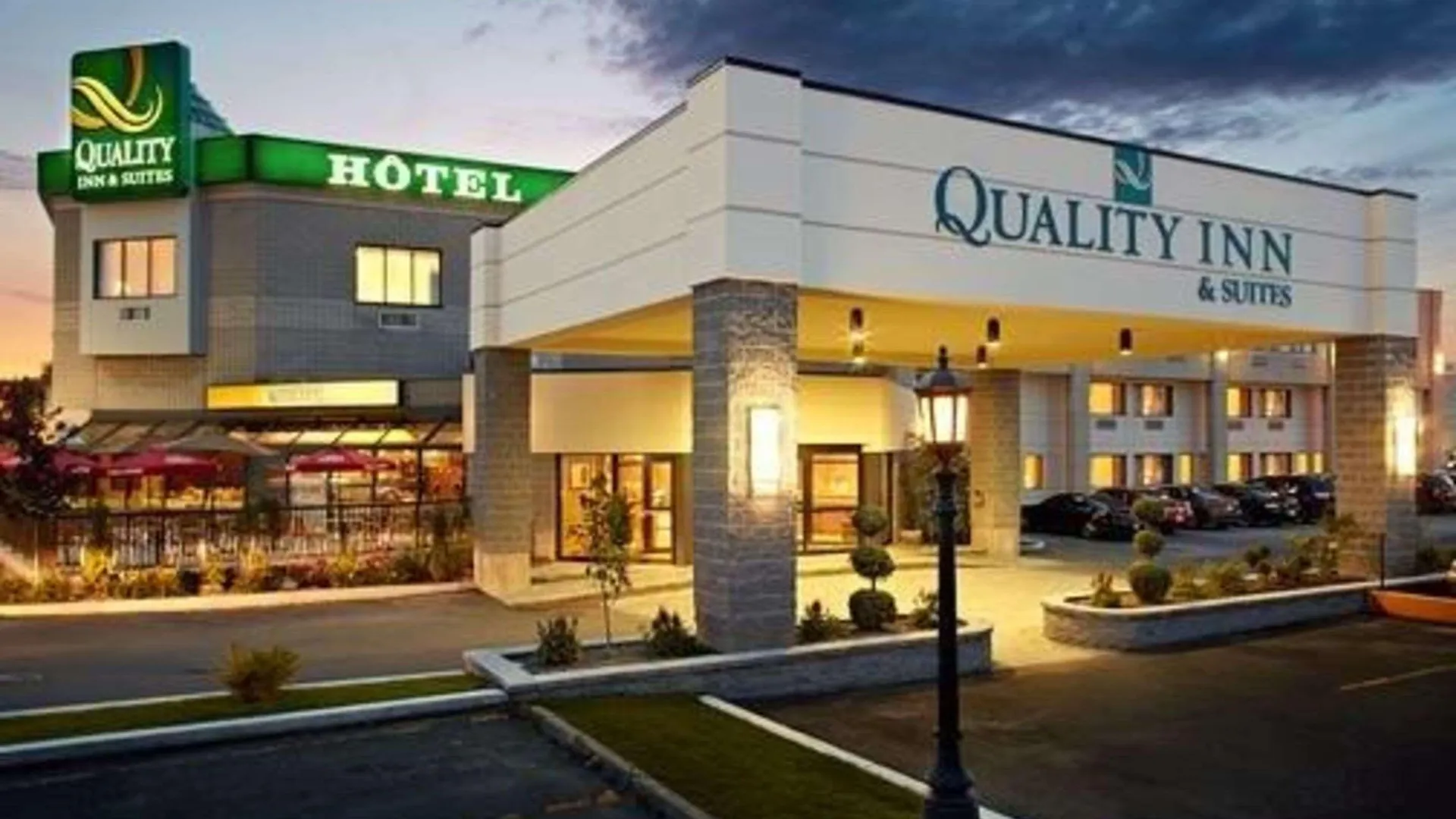 Quality Inn & Suites Brossard