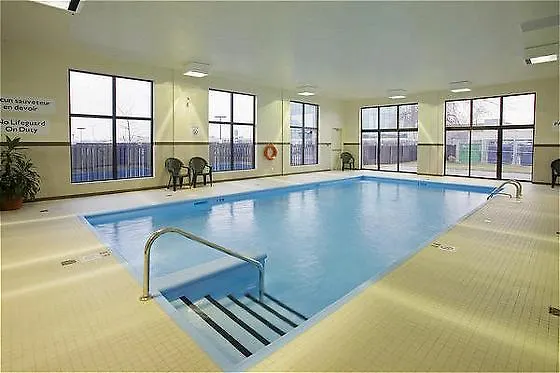 Hotel Quality Inn & Suites Brossard